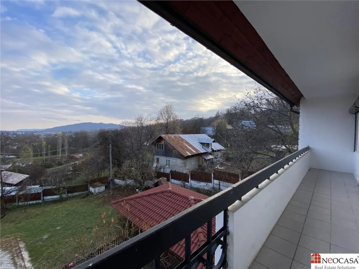 Vila cu gradina, foisor, teren 1.029 mp si aer de Breaza! - foto 14