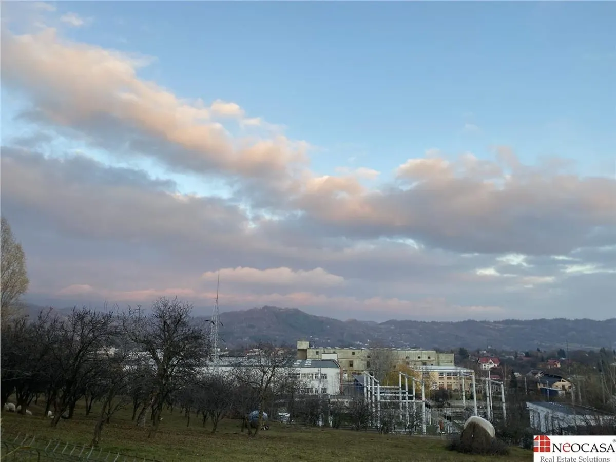 Vila cu gradina, foisor, teren 1.029 mp si aer de Breaza! - foto 16