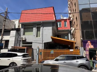 Vanzare vila Piata Dorobanti | constructie 2002 | - Bucuresti