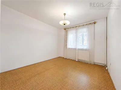 Apartament cu 3 camere de vanzare in zona Grivitei - foto 6