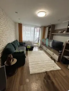 Apartament 2 camere decomandat etaj intermediar zona Astra - foto 1