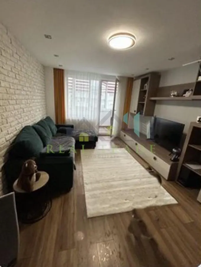 Apartament 2 camere decomandat etaj intermediar zona Astra - foto 1