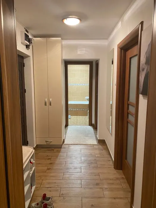 Apartament 2 camere decomandat etaj intermediar zona Astra - foto 6