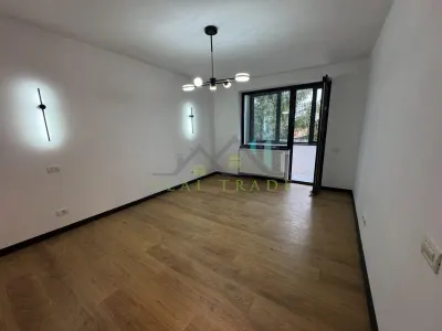 Apartament 2 camere decomandat, renovat Centrul Civic - foto 1