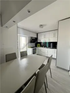 Apartament 4 camere decomandat intrare Racadau - foto 9