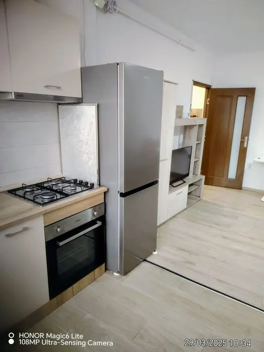 Apartament 2 camere transformat in 3 camere. - foto 5