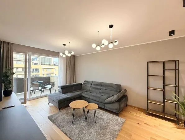 Apartament 3 camere Brașov - poza 1