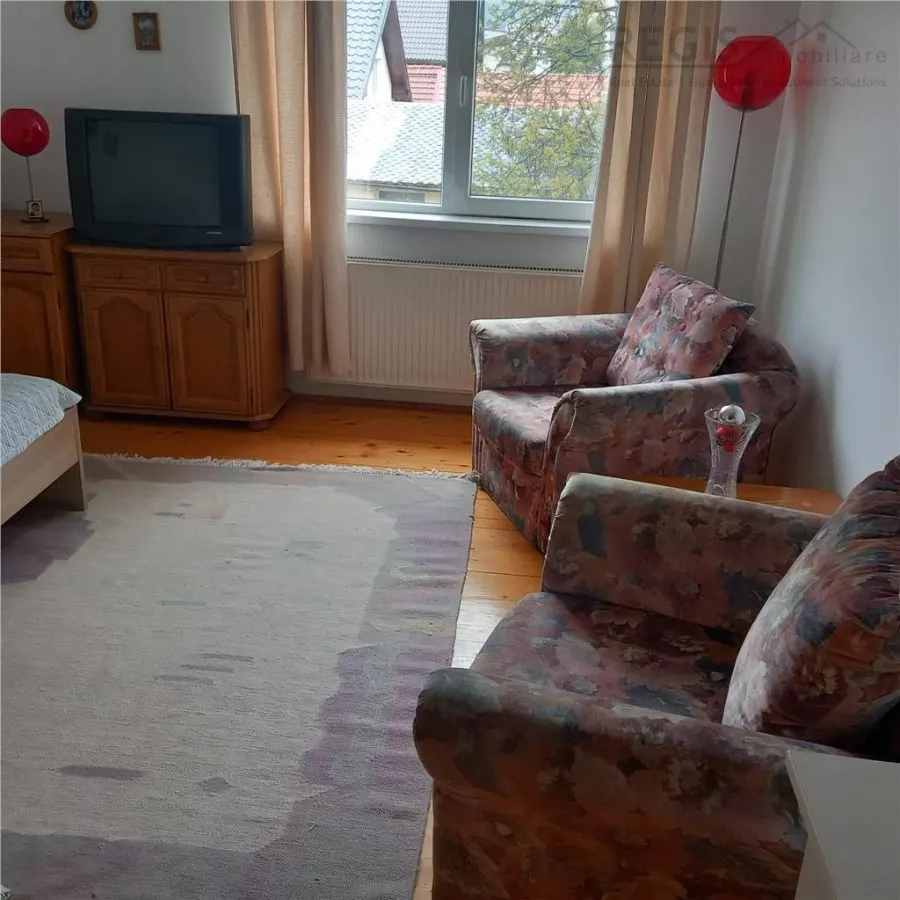 Casa tip duplex in zona centrala, 4 camere, mobilata complet, pret foarte bun - foto 15