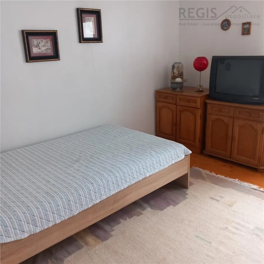 Casa tip duplex in zona centrala, 4 camere, mobilata complet, pret foarte bun - foto 18