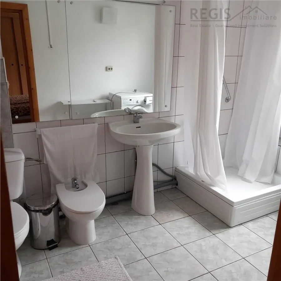 Casa tip duplex in zona centrala, 4 camere, mobilata complet, pret foarte bun - foto 22