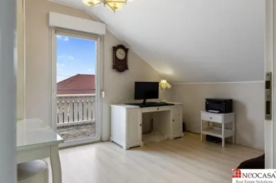 PENNY - VILA SUPERBA, 6 CAMERE LUMINOASE, TEREN 531 MP! - foto 11