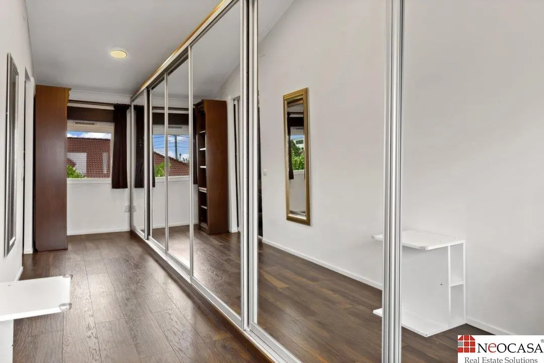 PENNY - VILA SUPERBA, 6 CAMERE LUMINOASE, TEREN 531 MP! - foto 10