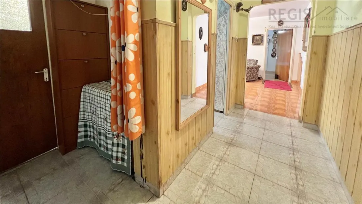 REZERVAT! Apartament de vanzare 3 camere cu pivnita mare, Astra, Brasov - foto 14