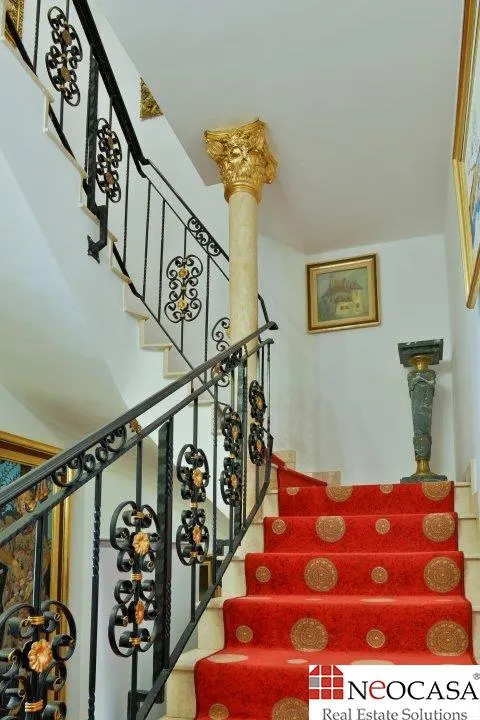 IMOBIL CU ARHITECTURA SUPERBA, UTILAT PENTRU CLINICA MEDICALA! - foto 2