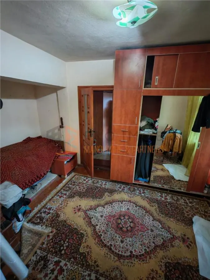 Casa tip P+1+M zona Vintila Voda - foto 15