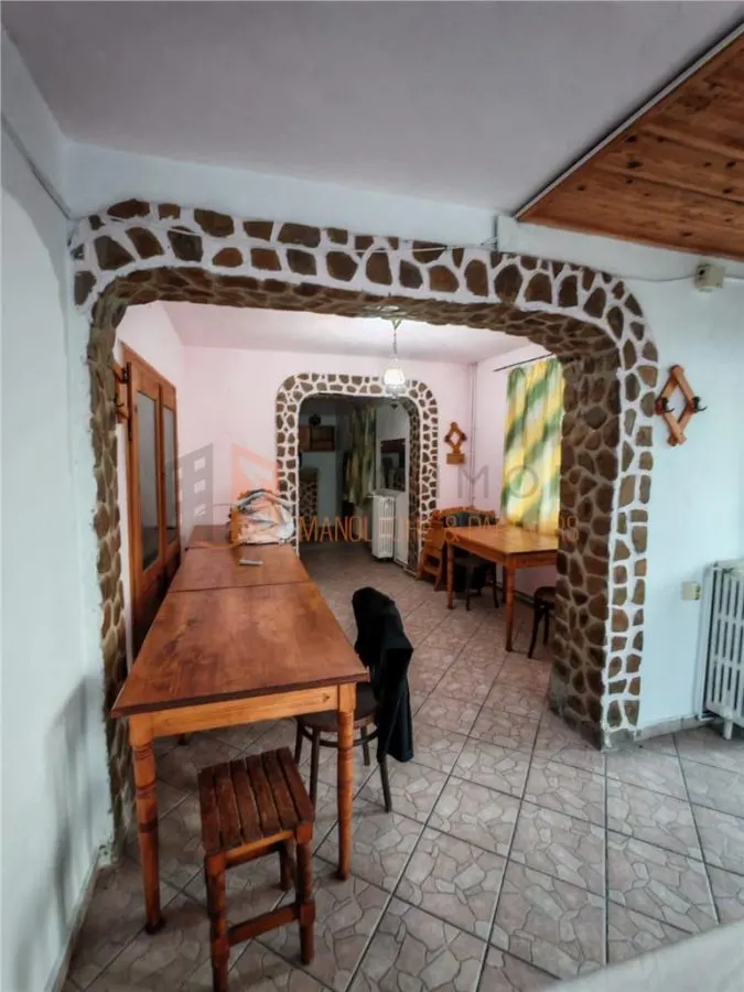 Casa tip P+1+M zona Vintila Voda - foto 25
