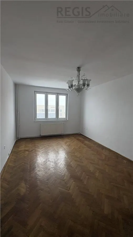Apartament 3 camere luminos cu boxa Calea Bucuresti - foto 3