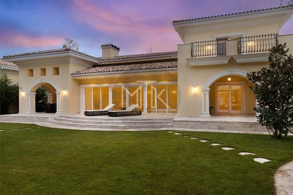 Vila LUX + Piscina cu un design MEDITERANEAN | Pipera-Tunari - foto 1