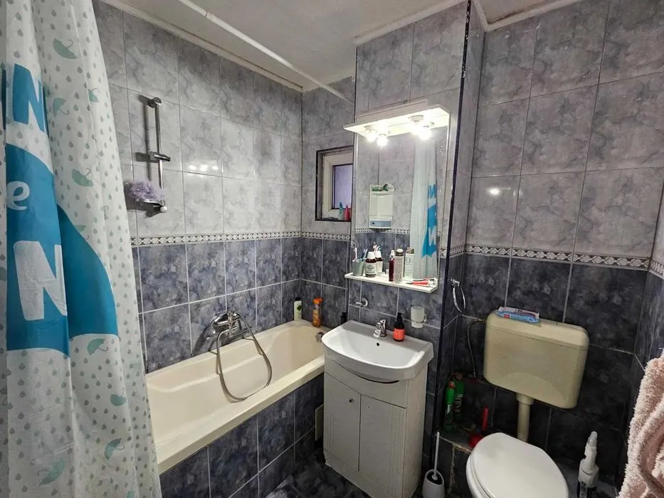 Apartament 3 camere decomandat, Racadau etaj intermediar - foto 8