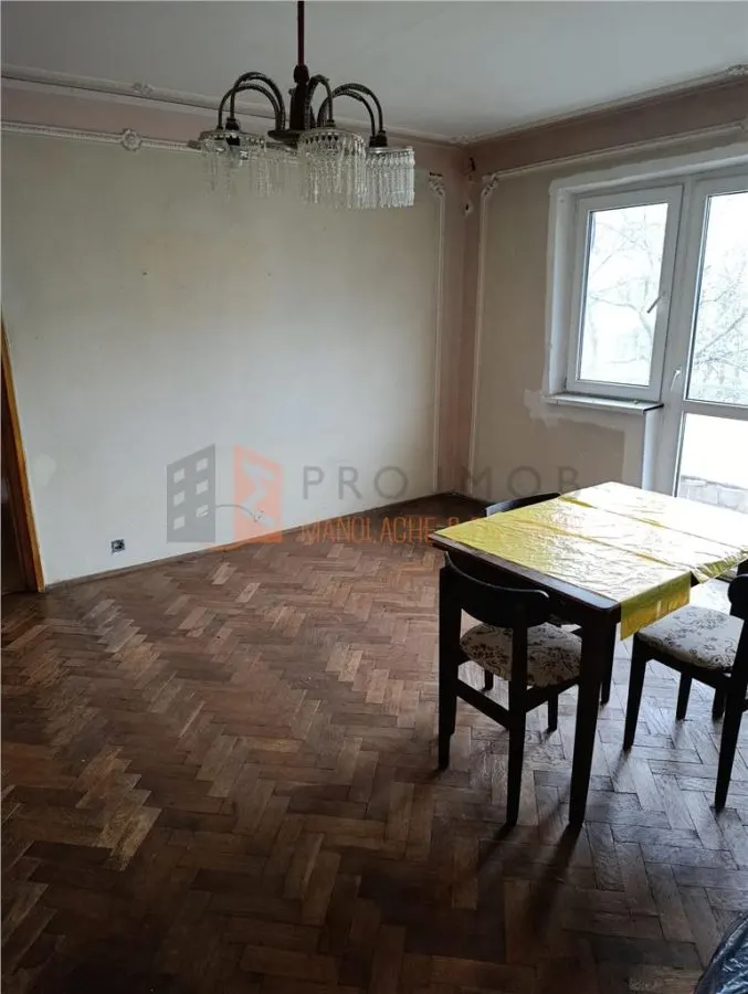 Apartament 3 camere cf semidecomandat zona Micro 3 - foto 3