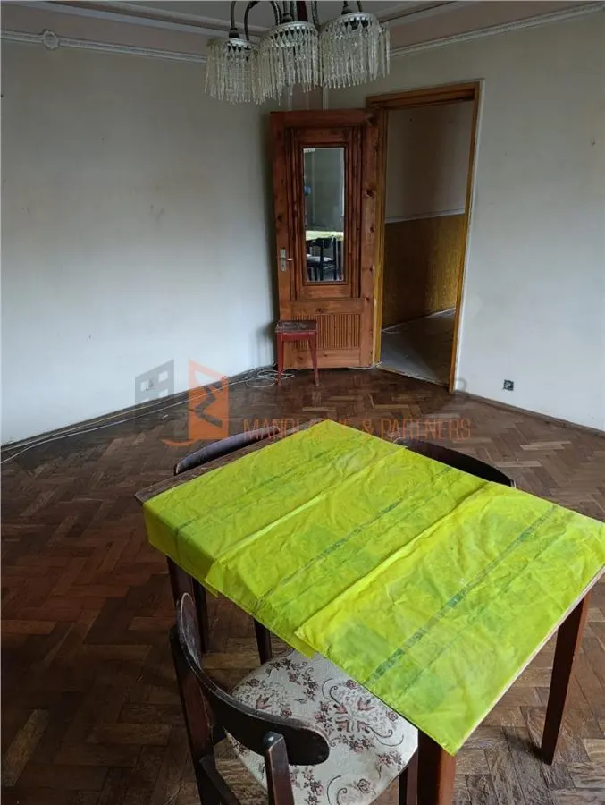Apartament 3 camere cf semidecomandat zona Micro 3 - foto 4