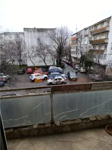 Apartament 3 camere cf semidecomandat zona Micro 3 - foto 7