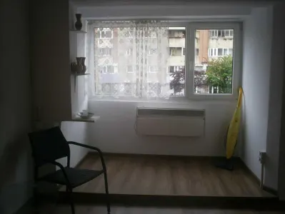 Garsoniera etajul 1, zona Centrul Civic- Toamnei - Brasov