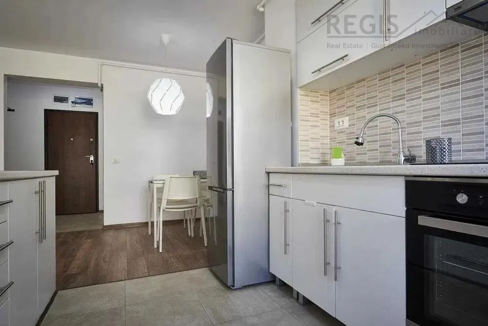 Apartament 2 Camere | Zona Coresi | Loc de parcare | Boxa - foto 2