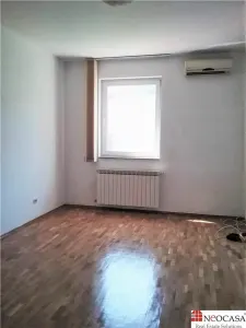 IANCU NICOLAE, S+P+1, 6 CAMERE, 410 MP, PISCINA, CURTE SUPERBA! - foto 12