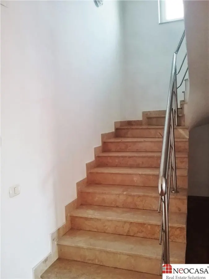 IANCU NICOLAE, S+P+1, 6 CAMERE, 410 MP, PISCINA, CURTE SUPERBA! - foto 14