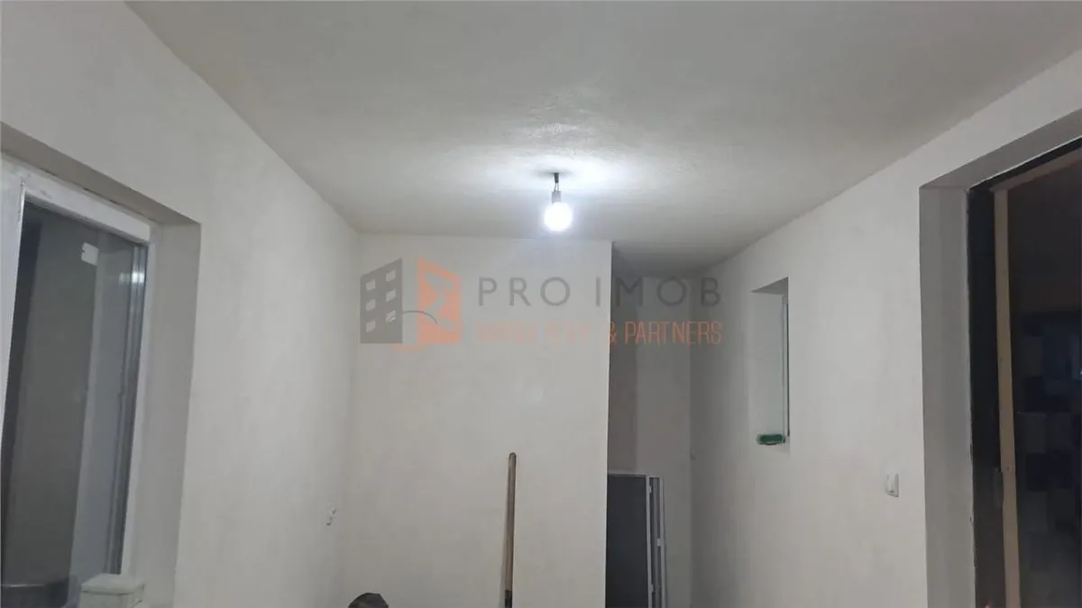 Casa tip parter zona Tisau - foto 11
