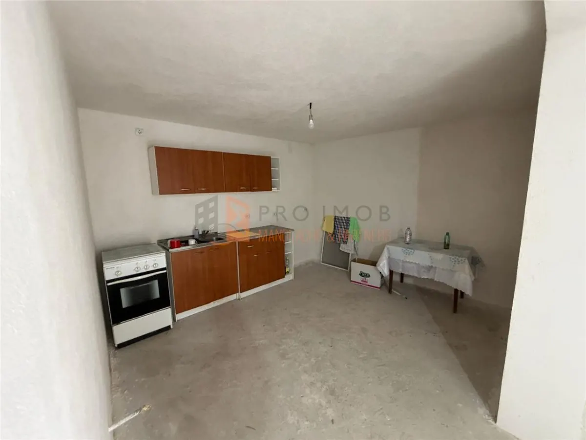 Casa tip parter zona Tisau - foto 9