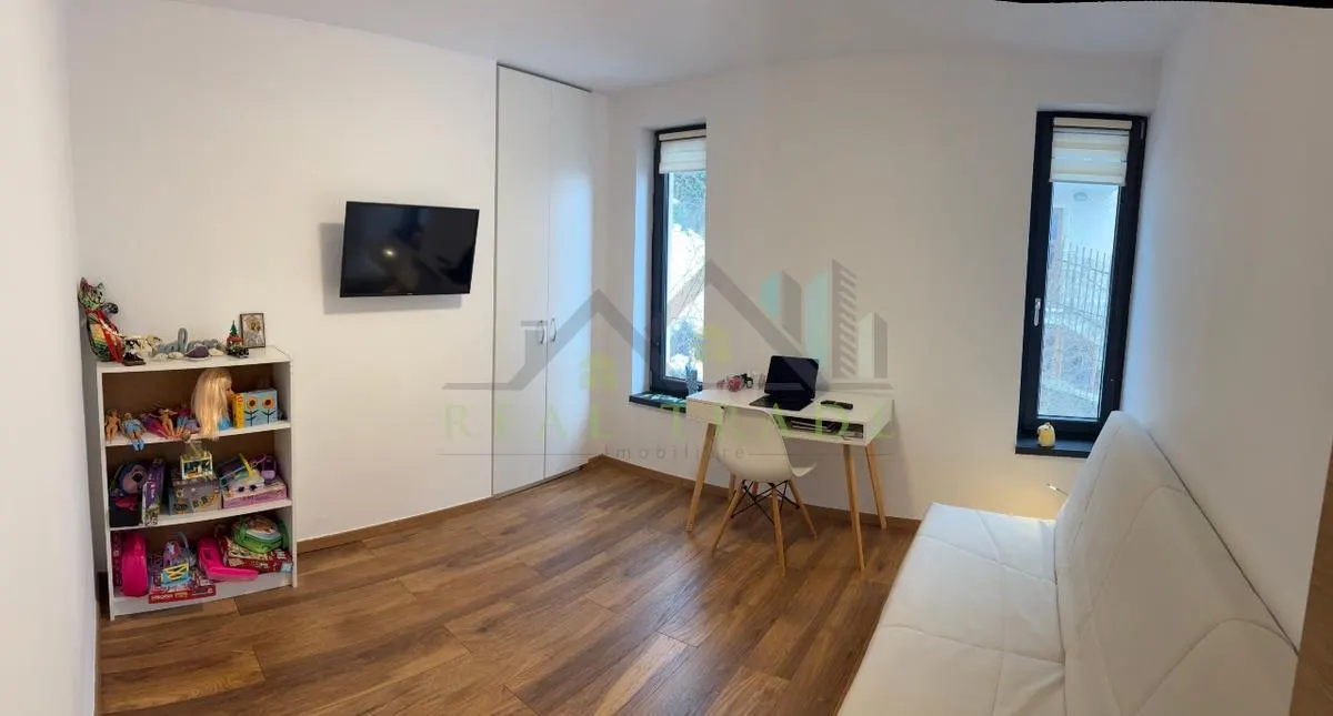 Apartament 3 camere - foto 6