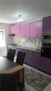 Apartament 3 camere decomandat intrare Racadau - Brasov