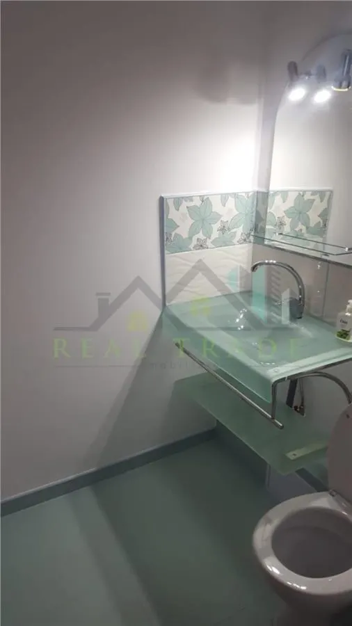 Apartament 3 camere decomandat intrare Racadau - foto 8