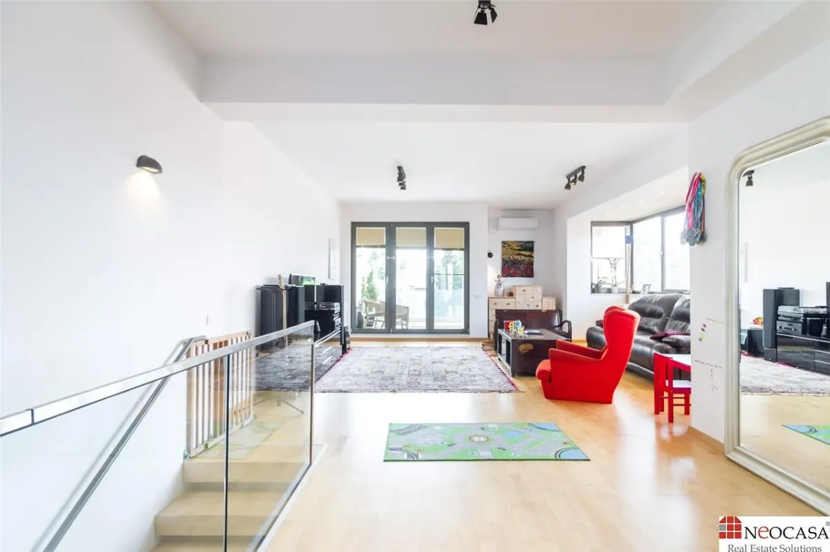 DOROBANTI CAPITALE - INVESTITIE! DUPLEX 2+3, IMPECABIL, 192 MP, GARAJ! - foto 2