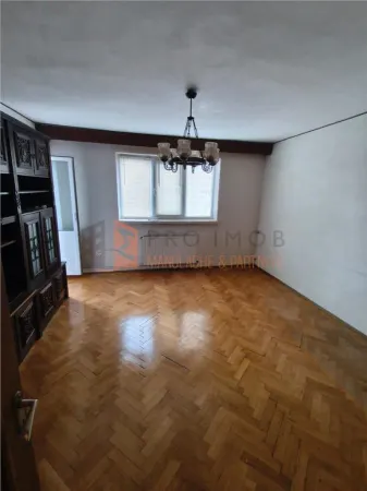 Apartament 3 camere Buzău - poza 2