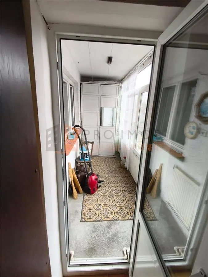 Apartament 3 camere cf 1 decomandat zona 23 August - foto 12