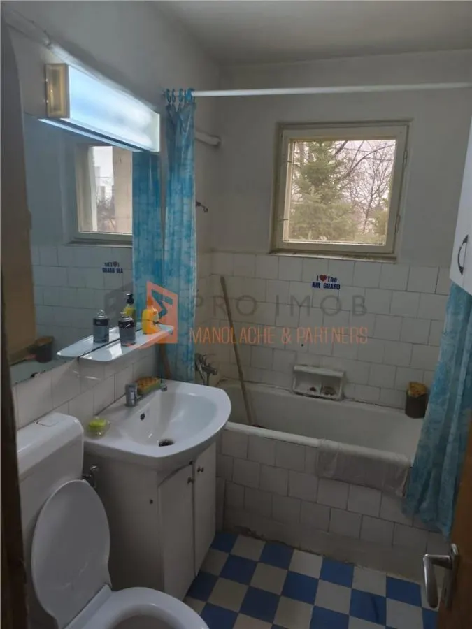 Apartament 3 camere cf 1 decomandat zona 23 August - foto 14