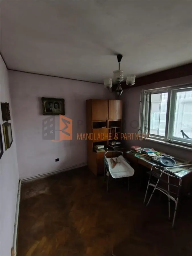 Apartament 3 camere cf 1 decomandat zona 23 August - foto 5