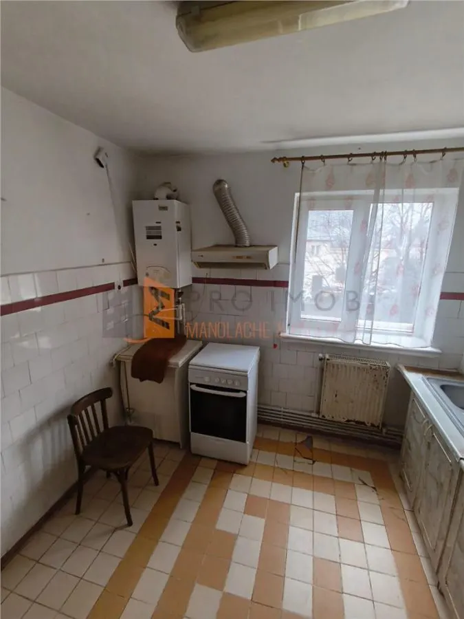 Apartament 3 camere cf 1 decomandat zona 23 August - foto 10