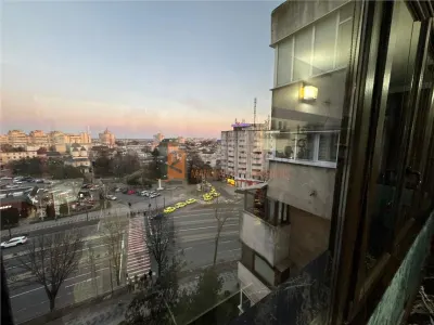 Apartament 3 camere cf 1 decomandat zona Ultracentral - foto 14