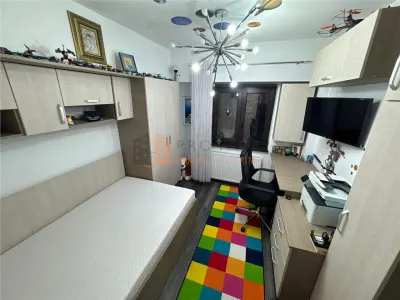 Apartament 3 camere cf 1 decomandat zona Ultracentral - foto 5