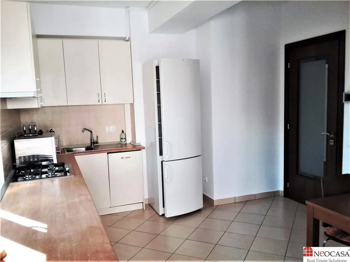 AVIATORILOR-APARTAMENT 3 CAMERE MOBILAT, IMOBIL 2011, GARAJ+BOXA! - foto 8