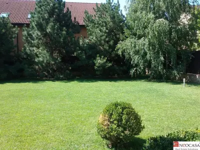 VILA EXTRAORDINARA, 6 CAMERE LUMINOASE, PISCINA, CURTE FOARTE FRUMOASA! - foto 14