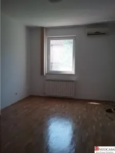 VILA EXTRAORDINARA, 6 CAMERE LUMINOASE, PISCINA, CURTE FOARTE FRUMOASA! - foto 17