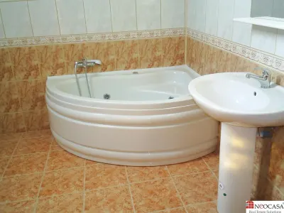 VILA EXTRAORDINARA, 6 CAMERE LUMINOASE, PISCINA, CURTE FOARTE FRUMOASA! - foto 19