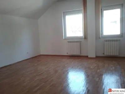 VILA EXTRAORDINARA, 6 CAMERE LUMINOASE, PISCINA, CURTE FOARTE FRUMOASA! - foto 21