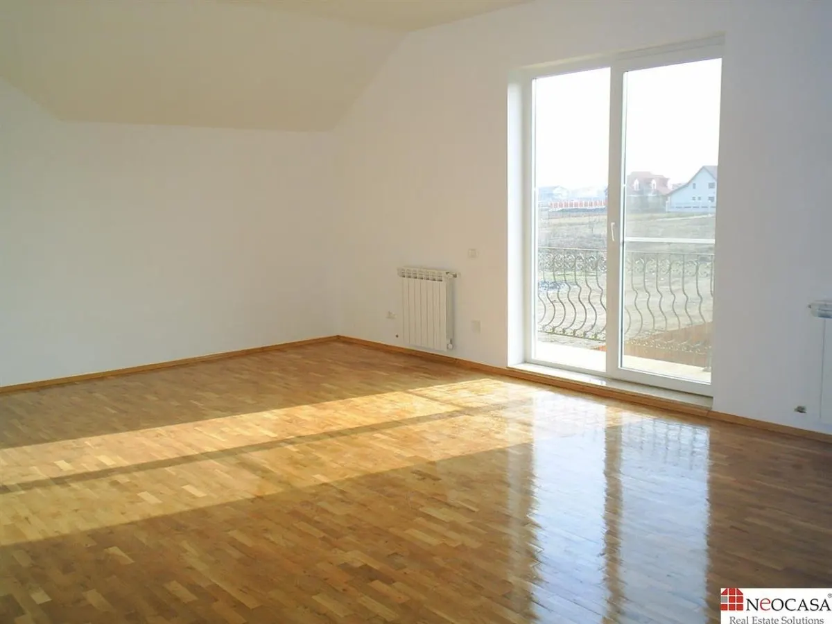 VILA EXTRAORDINARA, 6 CAMERE LUMINOASE, PISCINA, CURTE FOARTE FRUMOASA! - foto 6