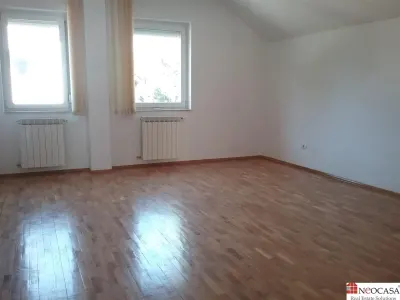 VILA EXTRAORDINARA, 6 CAMERE LUMINOASE, PISCINA, CURTE FOARTE FRUMOASA! - foto 7